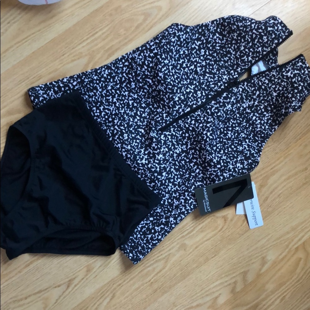 Magicsuit 2 piece bathing suit NWT